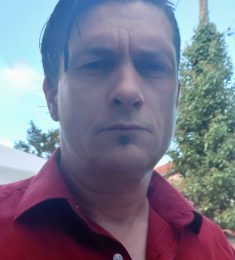 Yanou, 45 ans, hétérosexuel, Hommes, Poitiers, Aquitaine-Limousin-Poitou-Charentes, France