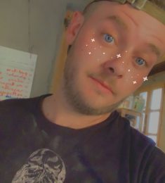 vayssieres, 26 ans, hétérosexuel, Hommes, Agen, Aquitaine-Limousin-Poitou-Charentes, France