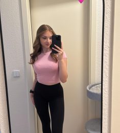 Grenentanja, 23 ans, hétérosexuel, Femmes, Abbeville, Nord-Pas-de-Calais-Picardie, France