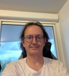 Kriss, 55 ans, bisexuel, Hommes, Toulouse, Languedoc-Roussillon-Midi-Pyrénées, France