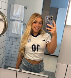 Mia, 27 ans, hétérosexuel, Femmes, Dubrovnik, Dubrovacko-Neretvanska, Croatie