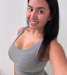 Fiona, 23 ans, bisexuel, Femmes, Ajaccio, Corse, France