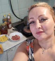 Julie, 40 ans, hétérosexuel, Femmes, Lorient, Bretagne, France