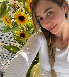 Adriana, 25 ans, hétérosexuel, Femmes, Luxembourg, Luxembourg, Luxembourg