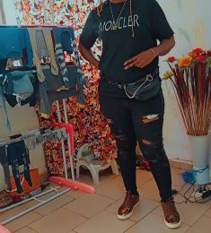 Angele, 42 ans, hétérosexuel, Femmes, Yaoundé, Centre, Cameroun