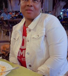 Tine, 55 ans, hétérosexuel, Femmes, Abidjan, Lagunes, Côte d\'Ivoire