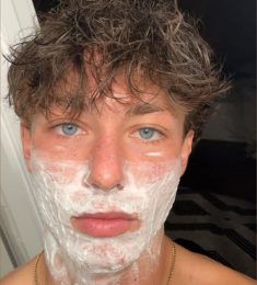 Liaam, 25 ans, hétérosexuel, Hommes, Bordeaux, Aquitaine-Limousin-Poitou-Charentes, France