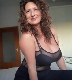 Claudiane, 51 ans, hétérosexuel, Femmes, Orléans, Centre, France