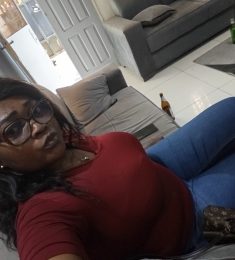 Prudelle, 46 ans, hétérosexuel, Femmes, Douala, Littoral, Cameroun