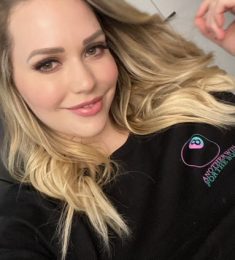Camille MOREAU, 33 ans, hétérosexuel, Femmes, Saint-Etienne, Auvergne-Rhône-Alpes, France