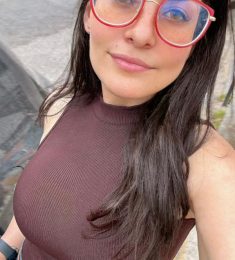 Yanine, 28 ans, hétérosexuel, Femmes, Annecy, Auvergne-Rhône-Alpes, France