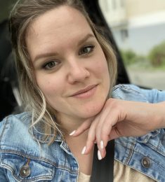 Maeva, 33 ans, hétérosexuel, Femmes, Cournon-d\'Auvergne, Auvergne-Rhône-Alpes, France