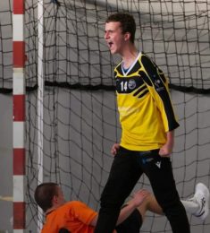 Cette, 18 ans, hétérosexuel, Hommes, Lyon, Auvergne-Rhône-Alpes, France