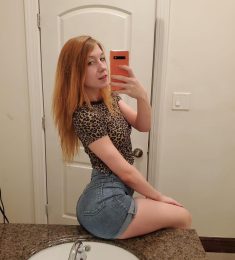 Emma, 22 ans, hétérosexuel, Femmes, Carcassonne, Languedoc-Roussillon-Midi-Pyrénées, France