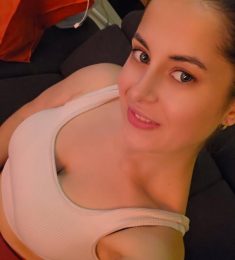 Alexinebelle, 22 ans, hétérosexuel, Femmes, Aubervilliers, Ile-de-France, France