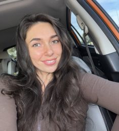 Larissa Bouchard, 28 ans, hétérosexuel, Femmes, Aix-en-Provence, Provence-Alpes-Côte d\'Azur, France