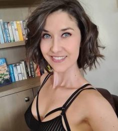 vanessa, 30 ans, hétérosexuel, Femmes, Nanterre, Ile-de-France, France