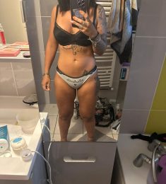melanie, 38 ans, hétérosexuel, Femmes, Lyon, Auvergne-Rhône-Alpes, France