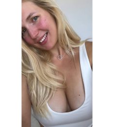 Laurine, 27 ans, hétérosexuel, Femmes, Arras, Nord-Pas-de-Calais-Picardie, France