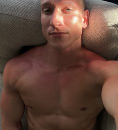 Olivet, 28 ans, Lesbienne / Gay, Hommes, Huy, Wallonie, Belgique