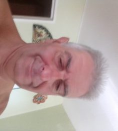 roland deloire, 74 ans, bisexuel, Hommes, Bourgoin-Jallieu, Auvergne-Rhône-Alpes, France