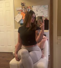 Nadine, 26 ans, hétérosexuel, Femmes, Lanester, Bretagne, France