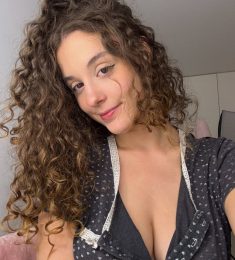 Mirabelle, 27 ans, hétérosexuel, Femmes, Besançon, Bourgogne-Franche-Comté, France