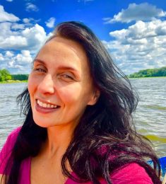 Nelly, 39 ans, hétérosexuel, Femmes, Toulon, Provence-Alpes-Côte d\'Azur, France