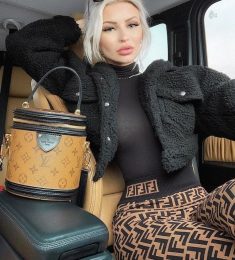 Asian, 26 ans, hétérosexuel, Femmes, Paris, Ile-de-France, France