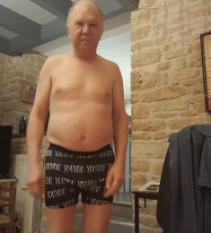 Charles, 67 ans, hétérosexuel, Hommes, Dijon, Bourgogne-Franche-Comté, France