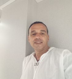 CORREIA, 52 ans, hétérosexuel, Hommes, Saintes, Aquitaine-Limousin-Poitou-Charentes, France