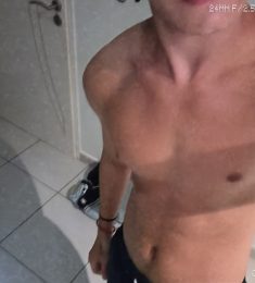 Lorys, 18 ans, hétérosexuel, Hommes, Béziers, Languedoc-Roussillon-Midi-Pyrénées, France