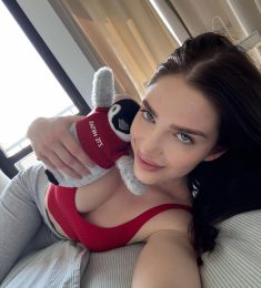 Charnelle, 28 ans, hétérosexuel, Femmes, Aurillac, Auvergne-Rhône-Alpes, France