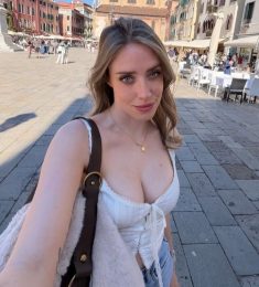 Claire65, 29 ans, hétérosexuel, Femmes, Bordeaux, Aquitaine-Limousin-Poitou-Charentes, France