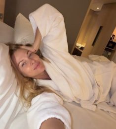 Janine Moreau clara, 41 ans, bisexuel, Femmes, Nancy, Alsace-Champagne-Ardenne-Lorraine, France