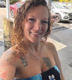 Nicole lavoine, 41 ans, hétérosexuel, Femmes, Châlons-en-Champagne, Alsace-Champagne-Ardenne-Lorraine, France