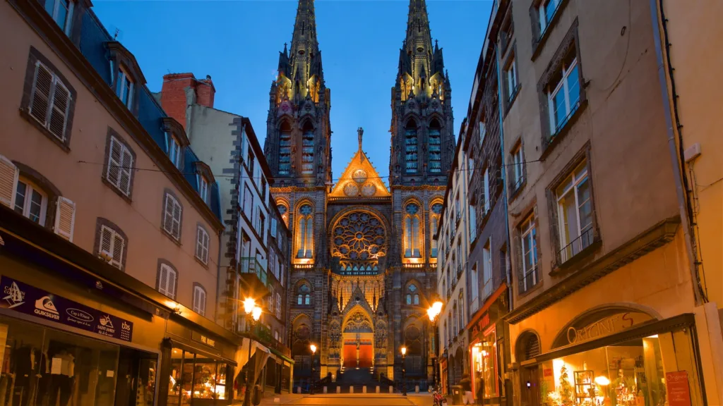 Célibataires à Clermont-Ferrand : 16 idées pour rencontrer l’amour et élargir son cercle social 1 Rencontres célibataires à Clermont-ferrand