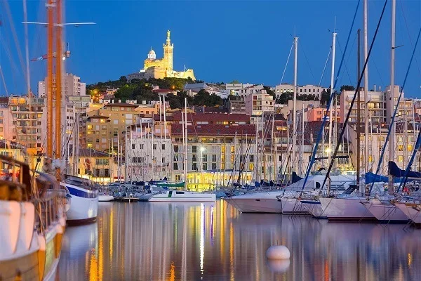 Rencontre Marseille : trouvez des célibataires près de chez vous 2 Conseils pour réussir une rencontre à Marseille simplement