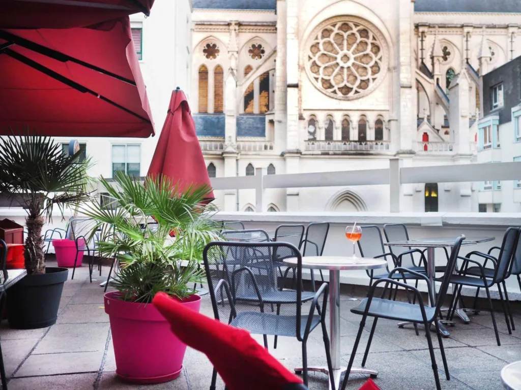 Rencontrer des profils proches de chez vous à Nantes