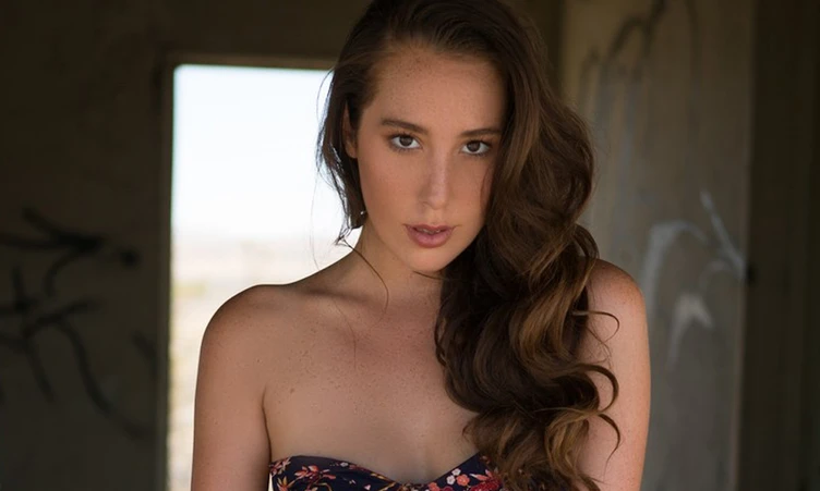 le fantasme de rencontrer une actrice porno n’est pas seulement sexuel