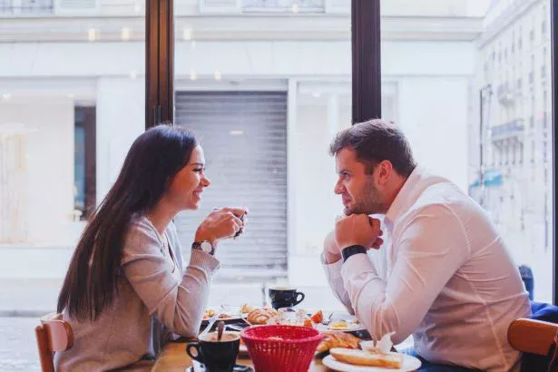 Les signes qu’il n’y aura jamais de deuxième rendez-vous : 13 indices clairs à repérer rapidement 1 Signes qu’il n’y aura jamais de deuxième rendez-vous après un premier date raté ou sans connexion