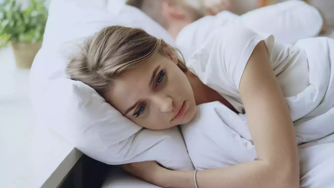 Définition de l’infidélité émotionnelle dans le couple moderne