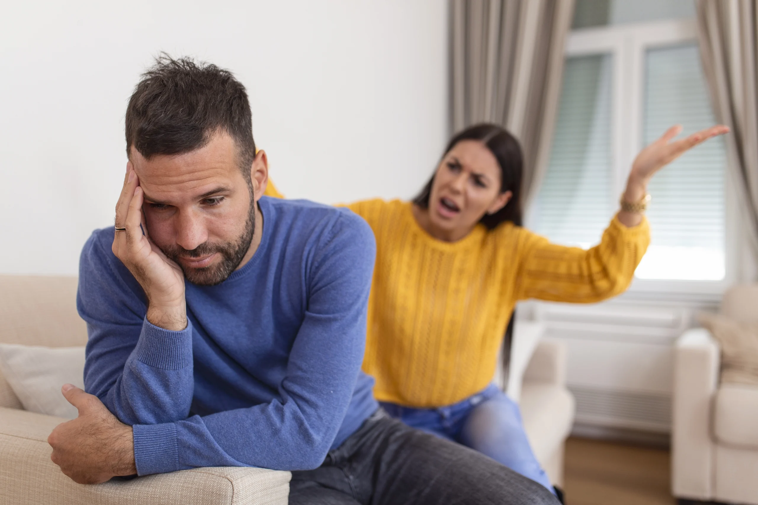 Couple en crise : les signes qui ne trompent pas 1 Couple en crise confronté à une période difficile