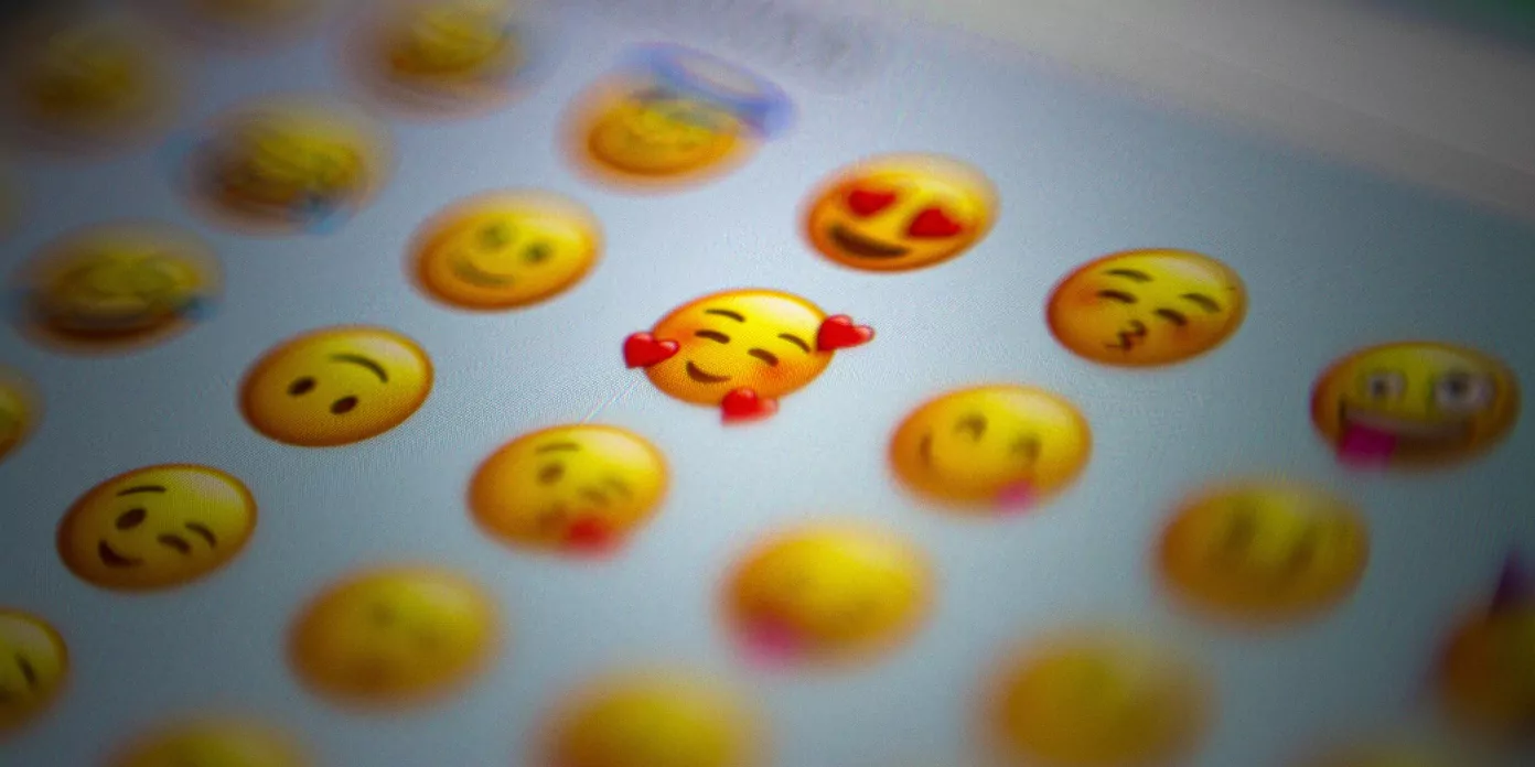 Emoji en séduction : 10 conseils essentiels pour bien les utiliser 1 Emoji en séduction pour communiquer avec subtilité